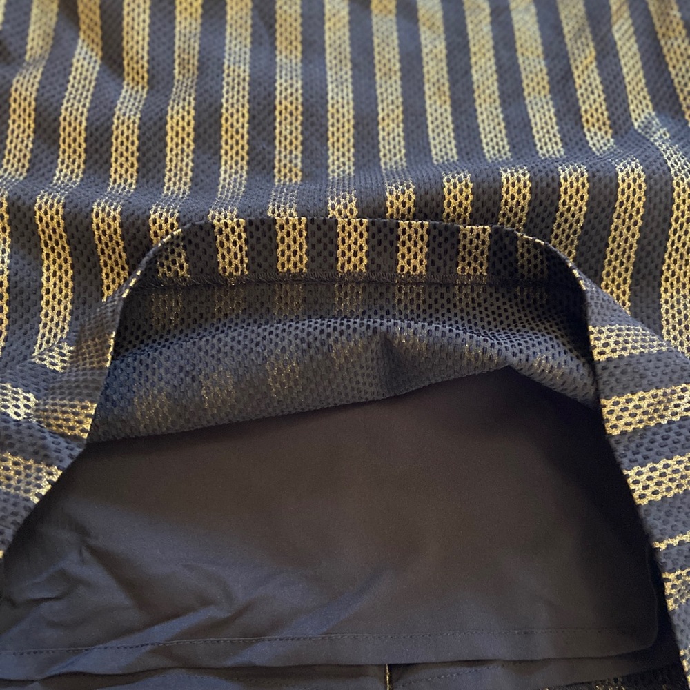 2/$30🌼 NWOT Halogen Black And Gold Pencil Skirt - Picture 3 of 5